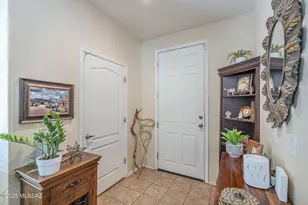 1311 W Calle Libro Del Retrato, Sahuarita, AZ 85629 - Photo 4