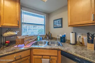 5855 N Kolb Rd, Tucson, AZ 85750 - Photo 14