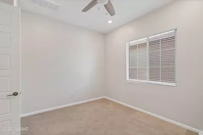 10630 N Iron Peak Drive, Tucson, AZ 85742 - Photo 32
