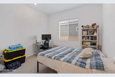 10630 N Iron Peak Drive, Tucson, AZ 85742 - Photo 22