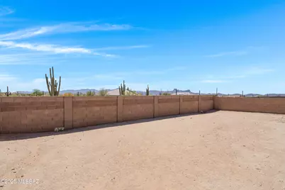 10630 N Iron Peak Drive, Tucson, AZ 85742 - Photo 38