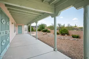 1044 W Camino del Desierto, Green Valley, AZ 85614 - Photo 42