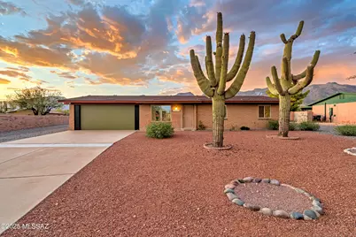 10273 E Rio De Oro Drive, Tucson, AZ 85749 - Photo 2