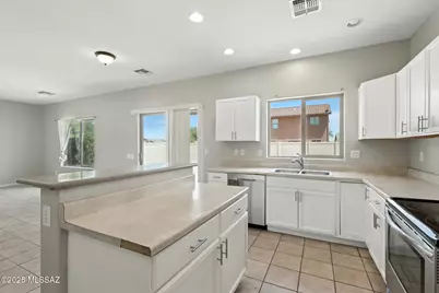 21100 E Frontier Road, Red Rock, AZ 85145 - Photo 8