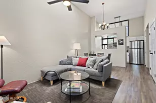 7620 E Callisto Cir, Tucson, AZ 85715 - Photo 12