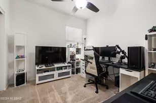 6997 W Hedge Rose Dr, Tucson, AZ 85757 - Photo 18