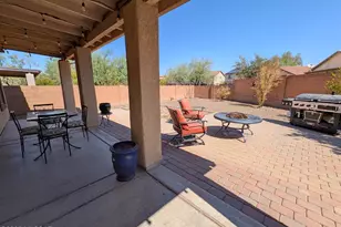 7514 W Phobos Dr, Tucson, AZ 85743 - Photo 14