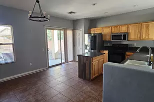7514 W Phobos Dr, Tucson, AZ 85743 - Photo 4