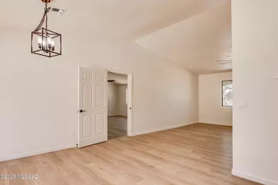 320 N Estill Drive, Oracle, AZ 85623 - Photo 8