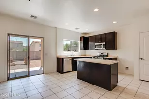6257 E Stonechat Dr, Tucson, AZ 85756 - Photo 4