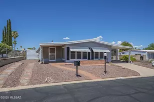 20 W Mesquite Pl, Green Valley, AZ 85614 - Photo 2