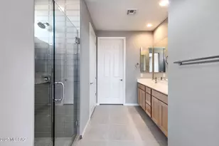 7956 S Sonoran Oak Dr, Tucson, AZ 85747 - Photo 16