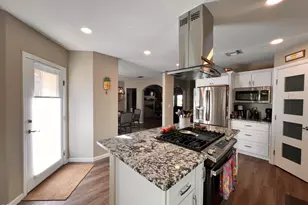 1138 W Masters Cir, Tucson, AZ 85737 - Photo 14