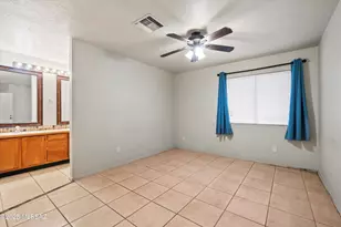 4703 W Gatehinge Ct, Tucson, AZ 85741 - Photo 16