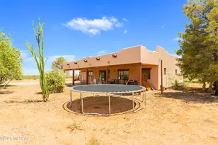 2031 W Cougar Pl, Huachuca City, AZ 85616 - Photo 10