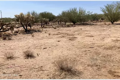 15340 W Many Horses Road #127, Tucson, AZ 85736 - Photo 8