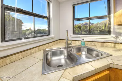 6651 N Campbell Avenue #161, Tucson, AZ 85718 - Photo 8