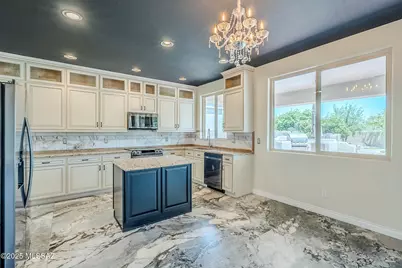 13258 N Pioneer Way, Oro Valley, AZ 85755 - Photo 6