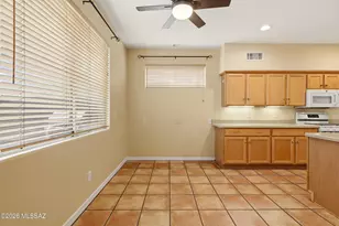 7831 E Solace Pl, Tucson, AZ 85750 - Photo 14