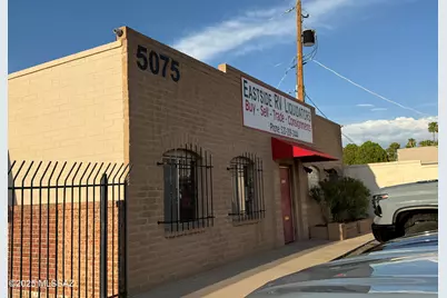 5075 E 29th Street, Tucson, AZ 85711 - Photo 1