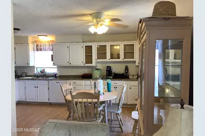 28 E Cochise Way, Cochise, AZ 85606 - Photo 10