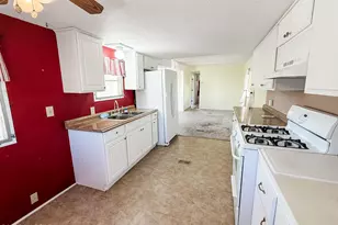 1110 Az-80, Benson, AZ 85602 - Photo 24