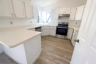 5141 W Aquamarine St, Tucson, AZ 85742 - Photo 2