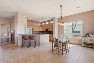 2131 W Calle Guatamote, Green Valley, AZ 85622 - Photo 12