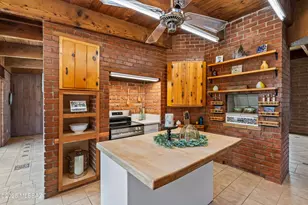 1285 N Speedway Pl, Tucson, AZ 85715 - Photo 12