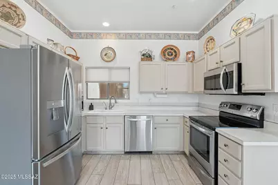 580 W Crenshaw Lane, Green Valley, AZ 85614 - Photo 10