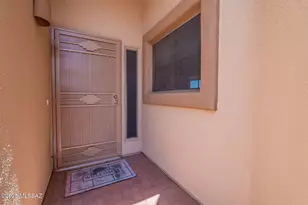 580 W Crenshaw Ln, Green Valley, AZ 85614 - Photo 4