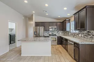 8760 W Saguaro Moon Rd, Marana, AZ 85653 - Photo 6