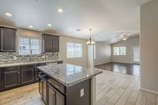 8760 W Saguaro Moon Rd, Marana, AZ 85653 - Photo 14