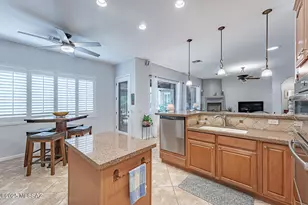 5854 S Turquoise Canyon Dr, Green Valley, AZ 85622 - Photo 14