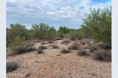 5530 N Hacienda Del Sol Road #4, Tucson, AZ 85718 - Photo 4