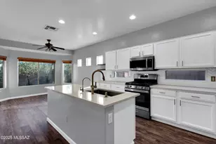 7181 W Dimming Star Dr, Tucson, AZ 85743 - Photo 10