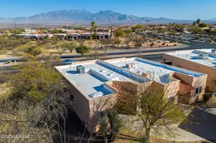 1746 W Camino Estelar, Green Valley, AZ 85622 - Photo 1