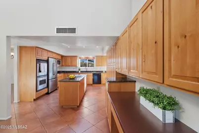 4950 N Apache Hills Trail, Tucson, AZ 85750 - Photo 16
