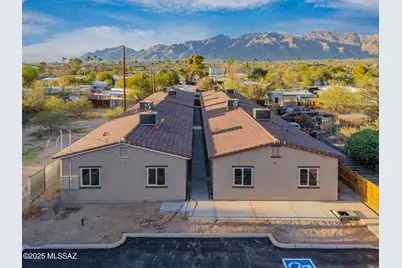 4061 E Monte Vista Drive, Tucson, AZ 85712 - Photo 1