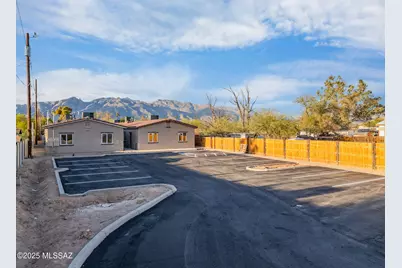 4061 E Monte Vista Drive, Tucson, AZ 85712 - Photo 8