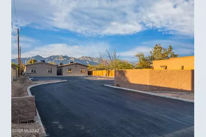 4061 E Monte Vista Drive, Tucson, AZ 85712 - Photo 12