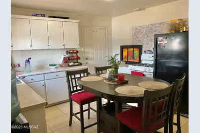 303 & 305 E Palmdale Street, Tucson, AZ 85714 - Photo 4