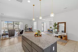 8015 S Galileo Ln, Tucson, AZ 85747 - Photo 12