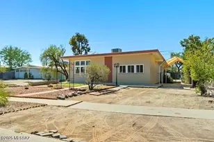 2120 E 33rd St, Tucson, AZ 85713 - Photo 2