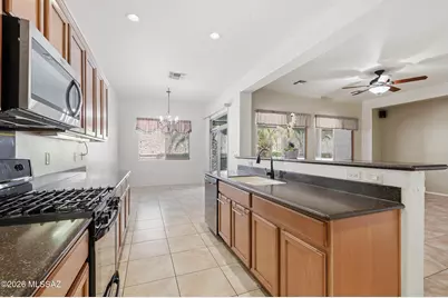 5860 S Painted Canyon Drive, Green Valley, AZ 85622 - Photo 22