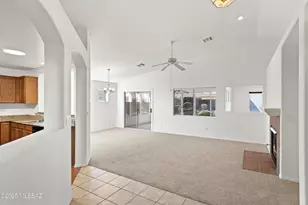 1755 N VÃ­a Cananea, Green Valley, AZ 85614 - Photo 6