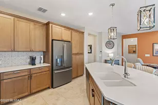 2428 E Canyon Crossing Dr, Green Valley, AZ 85614 - Photo 24