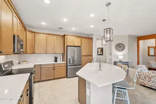 2428 E Canyon Crossing Dr, Green Valley, AZ 85614 - Photo 18