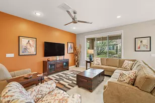 2428 E Canyon Crossing Dr, Green Valley, AZ 85614 - Photo 12