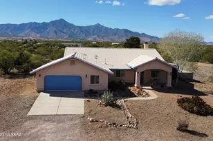 9090 S Tequila Sunrise Rd, Hereford, AZ 85615 - Photo 1